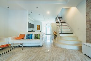AP West by Lofty