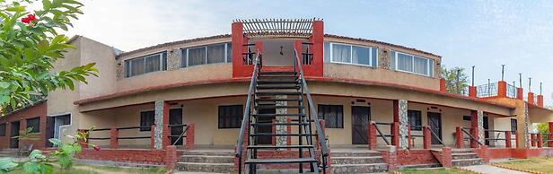 Greetoe Camp Panna
