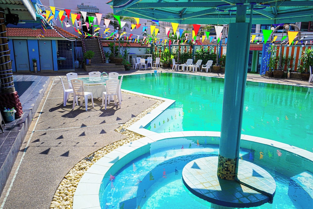 Marine Paradise