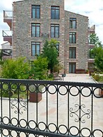 Kayabali Hotel