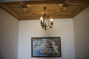 Alesta Hotel
