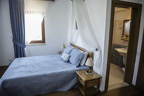 Alesta Hotel