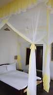 Makuti Villas Resort