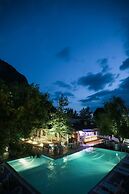 Gefyri Hotel