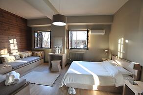 Gefyri Hotel