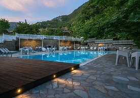 Gefyri Hotel