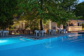 Gefyri Hotel
