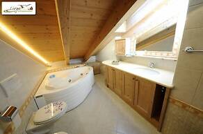 Chalet Lucky