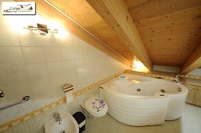 Chalet Lucky