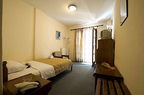 Lydia Hotel