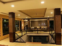 Hotel Ashray