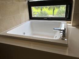 Aqua Star Villa