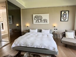 Aqua Star Villa