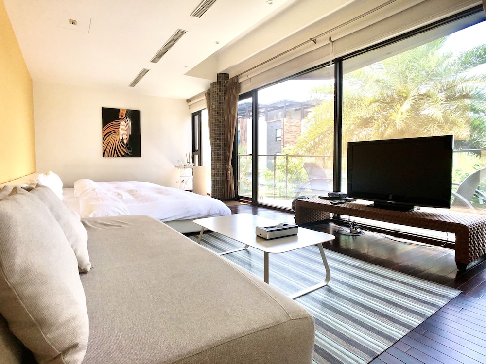 Aqua Star Villa