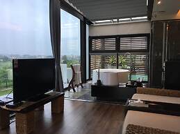 Aqua Star Villa