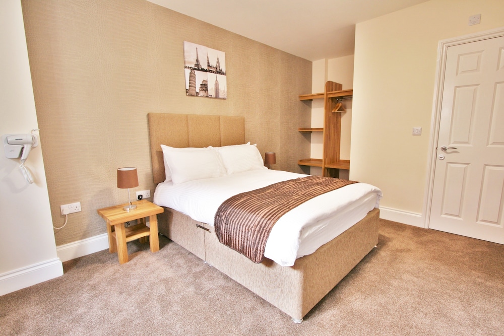 The New County Hotel