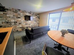 The New County Hotel