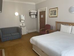Brookside Lodge