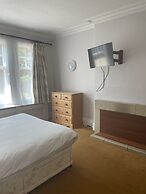 Brookside Lodge