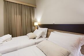 Hotel @ Syngrou Fix