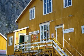 Nusfjord Village & Resort