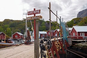Nusfjord Village & Resort