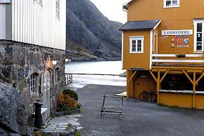 Nusfjord Village & Resort