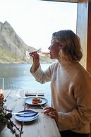 Nusfjord Village & Resort