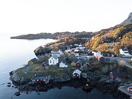Nusfjord Village & Resort