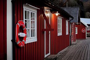Nusfjord Village & Resort