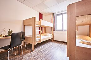 DJH Jugendgästehaus Bermuda3Eck Bochum - Hostel