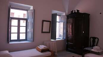 Marcos Rooms