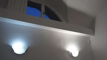 Marcos Rooms