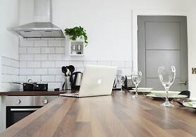 MediaHub Apartment 1