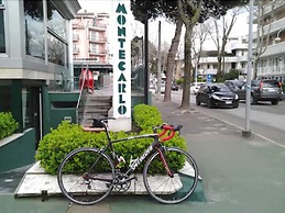 Hotel Montecarlo