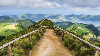Home Azores - Lagoa's Place