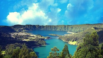 Home Azores - Lagoa's Place