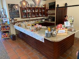 Hotel Hacienda Santana