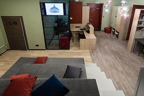 4U Capsule Hotel