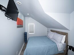 Serene Niagara Inn
