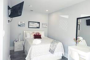 Serene Niagara Inn