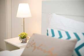 Binjai8 by Plush