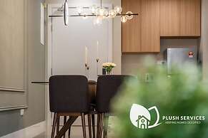 Binjai8 by Plush