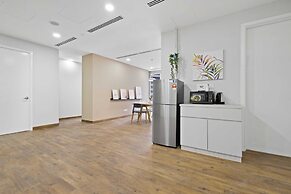 Binjai8 by Plush