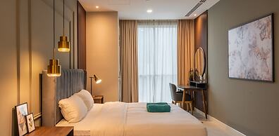 Binjai8 by Plush