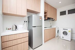 Binjai8 by Plush