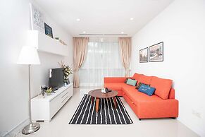 Binjai8 by Plush
