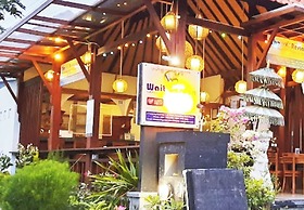 Wait Garden Cottage