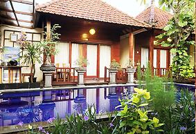 Wait Garden Cottage