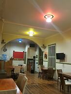 Golden Cross Hotel